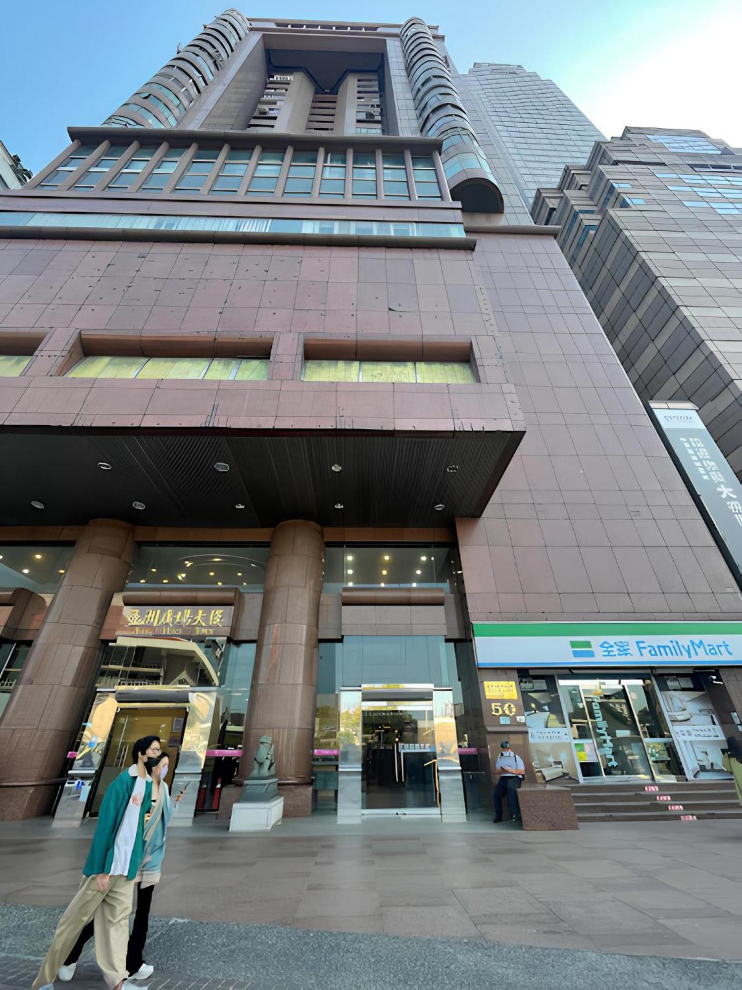 Meworld Hotel - Taipei Main Station Exterior photo